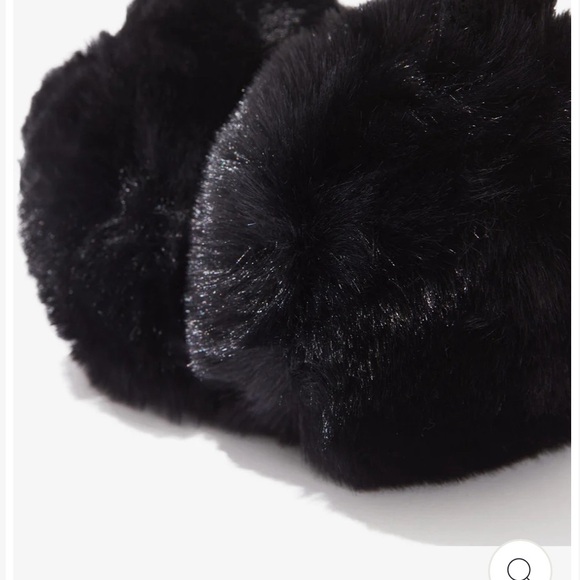 AEROSOLES Faux Fur Earmuffs - NEW in plastic - Picture 2 of 12